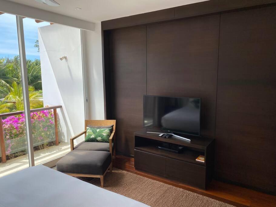 Beachfront 2 Bedroom Luxury Condo Chava Surin 外观 照片